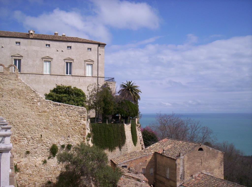 Medieval Apartment Vasto Esterno foto